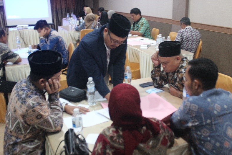 Mengapa Banyak Pemimpin Gagal Bukan karena Kurang Pintar, tapi Kurang Peka